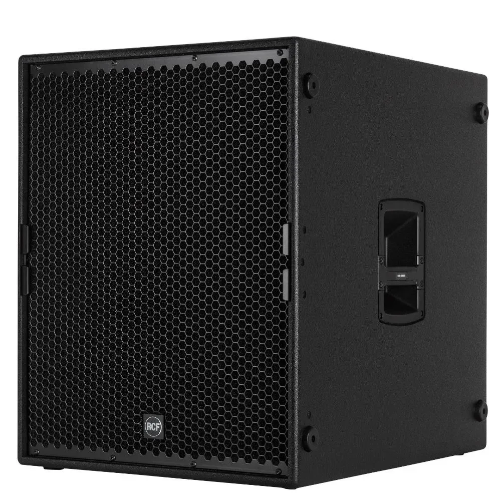 RCF Subwoofer in schwarzem Gehäuse mit Seitengriffen, perfekte Audioleistung.