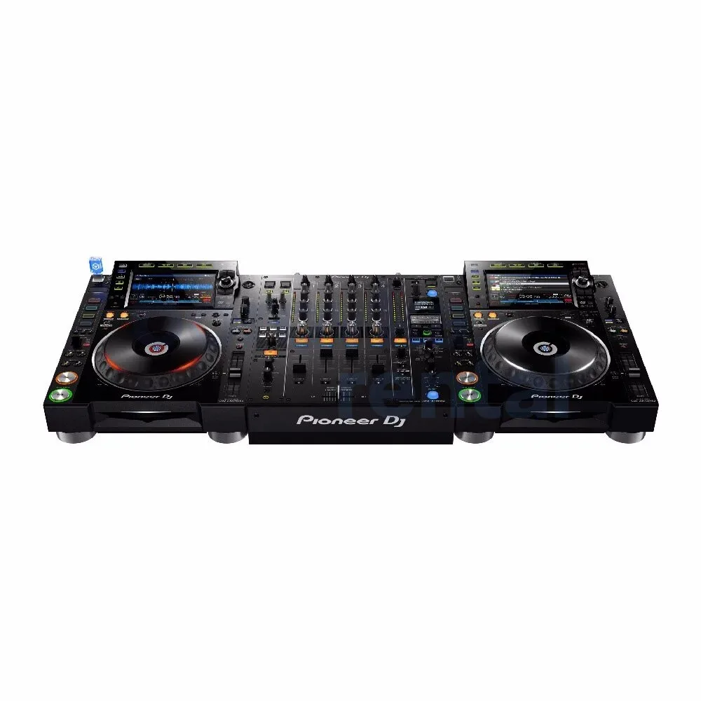 Pioneer DJ-Set mit zwei Plattenspielern und Mischpult in schwarzer Optik.
